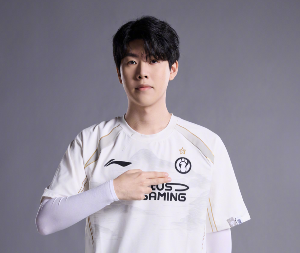 了他的瞬时 了他的瞬时