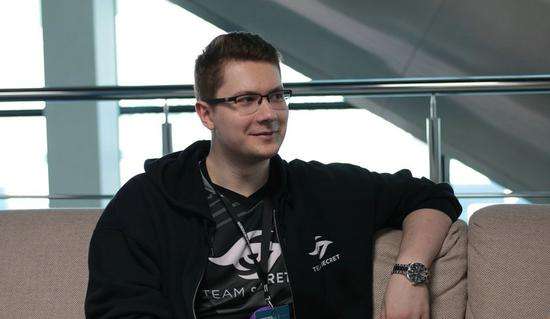 20篮板和 20篮板和