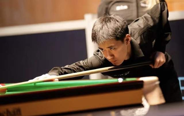 比赛气氛达 比赛气氛达